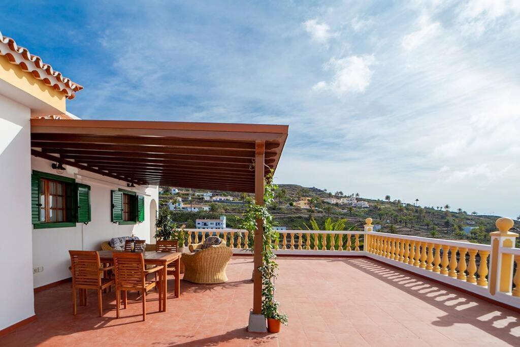 Villa Teram Alajero Ngoại thất bức ảnh