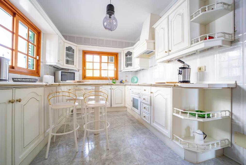Villa Teram Alajero Ngoại thất bức ảnh