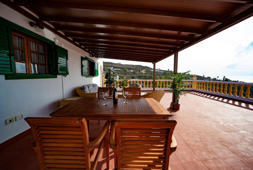 Villa Teram Alajero Ngoại thất bức ảnh