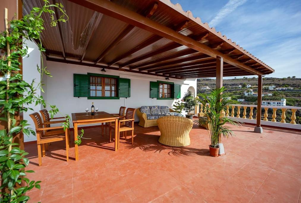 Villa Teram Alajero Ngoại thất bức ảnh