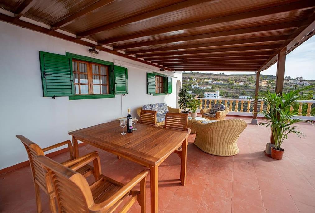 Villa Teram Alajero Ngoại thất bức ảnh