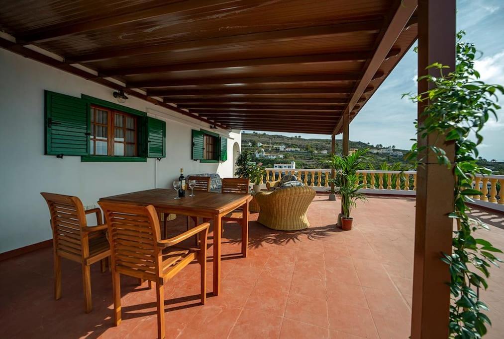 Villa Teram Alajero Ngoại thất bức ảnh